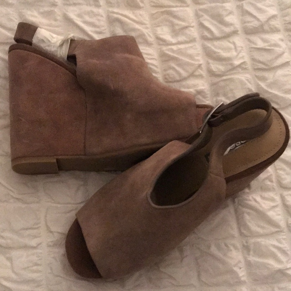 BCBG open toe wedge